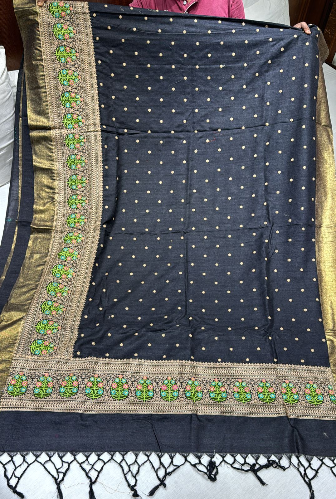 Matka Silk Saree In Black With Resham Embroidery